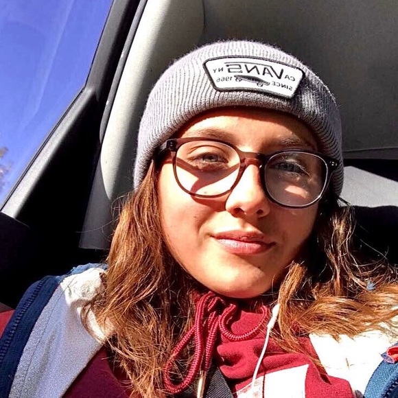 Meet your Posher, Britany - Picture 1 of 1